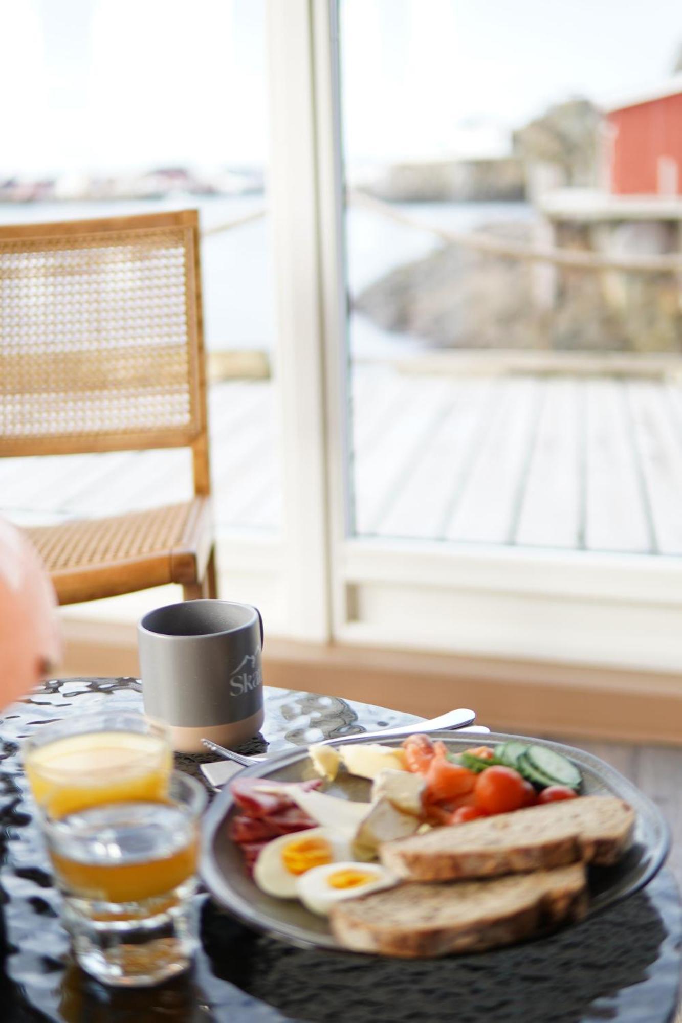 Skata Boutique Hotel Henningsvær Esterno foto