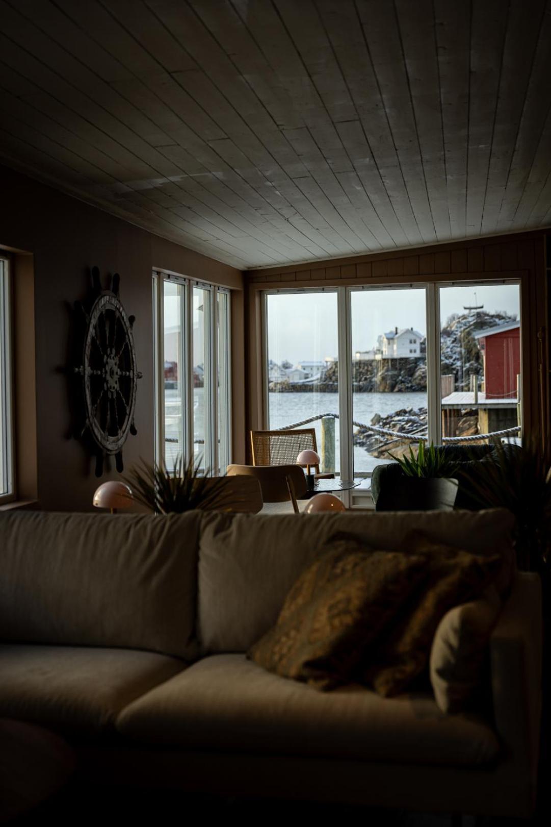 Skata Boutique Hotel Henningsvær Esterno foto