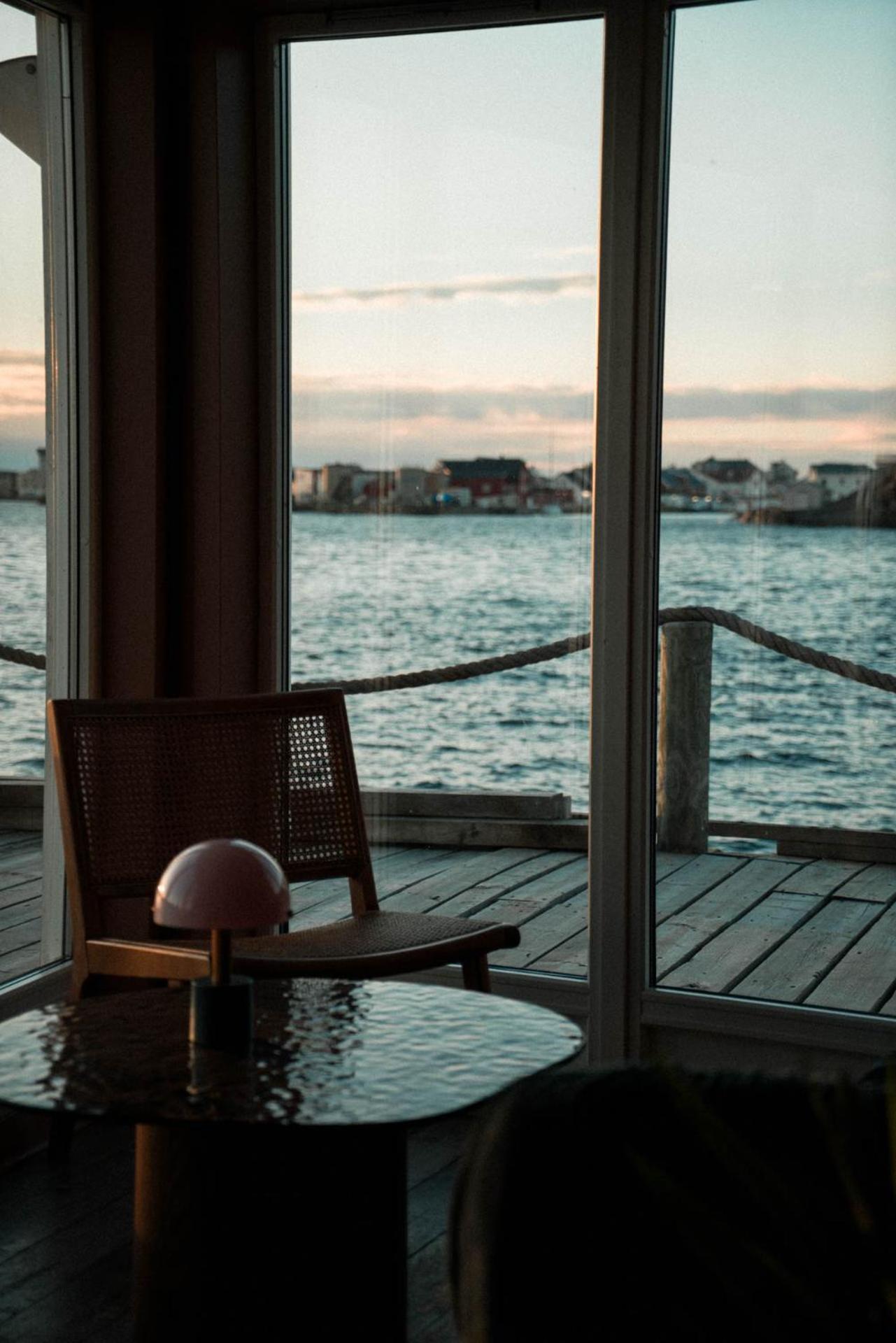 Skata Boutique Hotel Henningsvær Esterno foto
